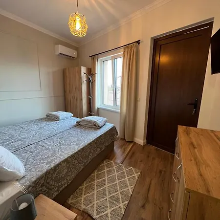Elegant And Cozy Araks Kostinbrod